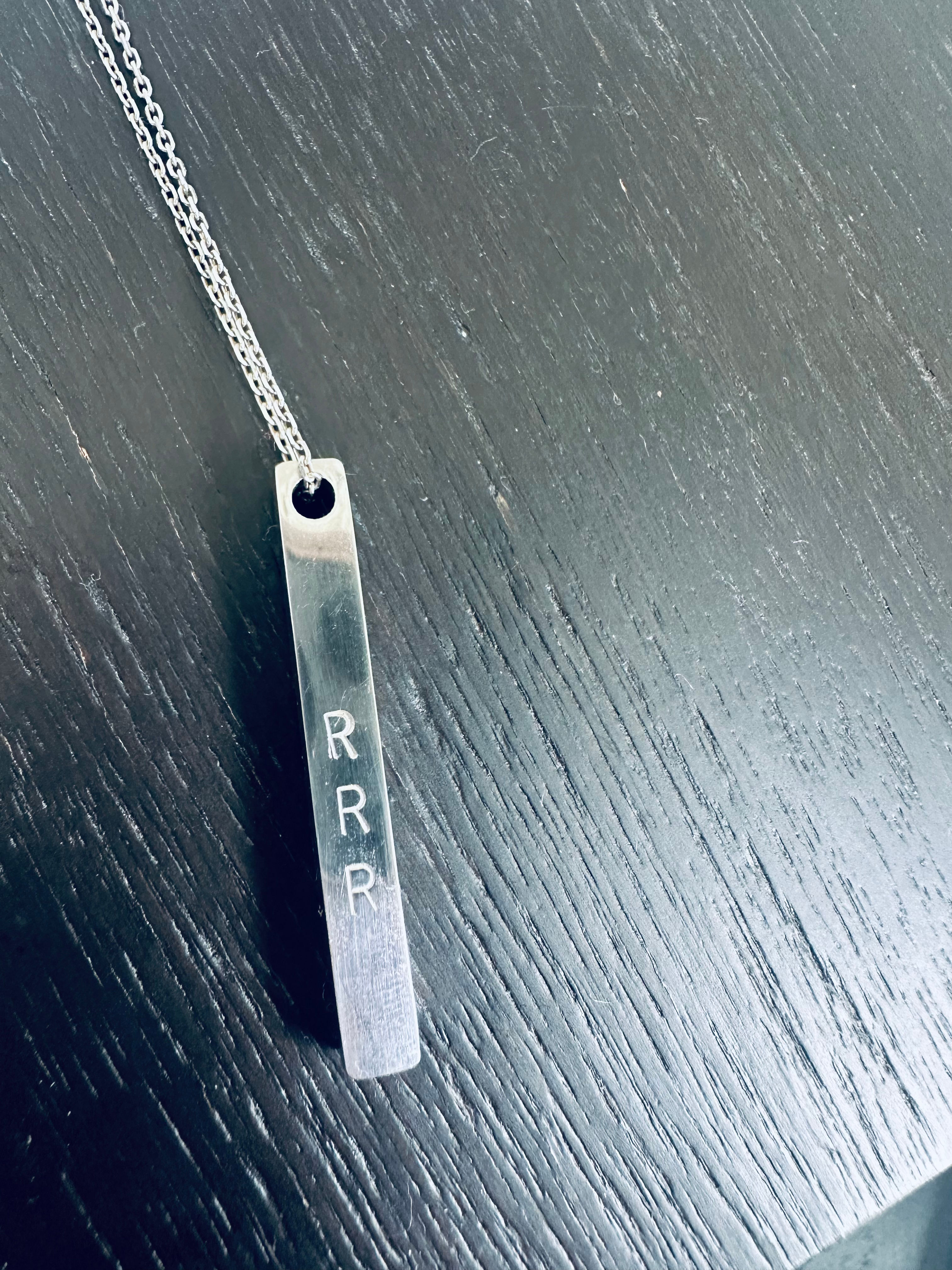 Bar Necklace 