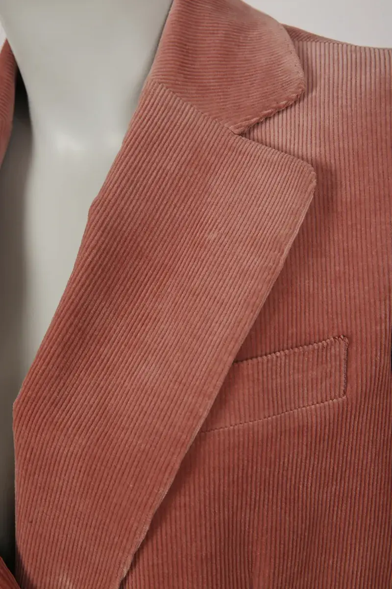 תמונה ממוזערת: ג׳קט לאשה