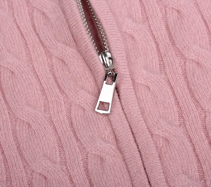 Thumbnail: סוודר קשמיר קלאסי לאשה