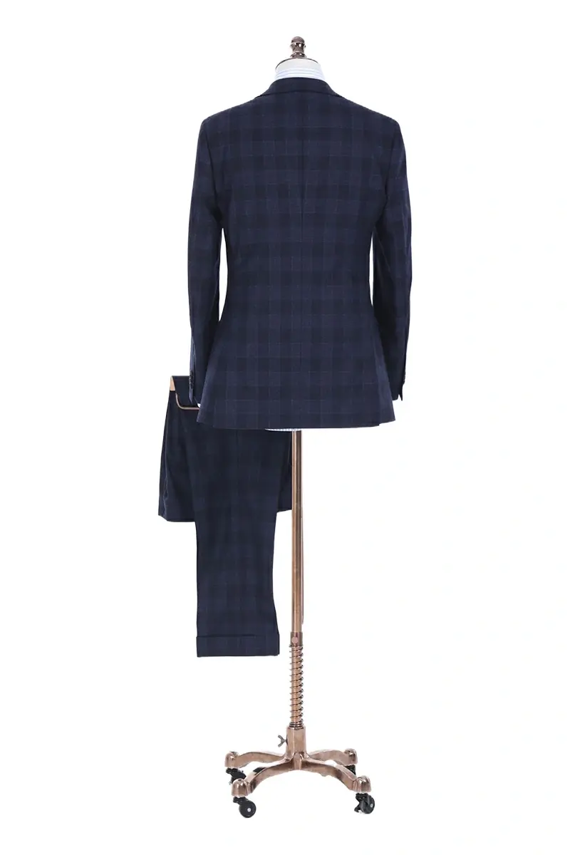 תמונה ממוזערת: חליפה לגבר