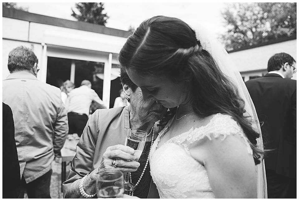 Hochzeitsfotograf Augsburg – Emotionale Hochzeit in Biberach