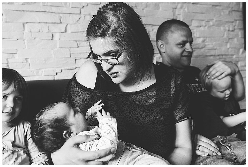 Failienchaos normale Homereportage einer Familie, die nun zu f