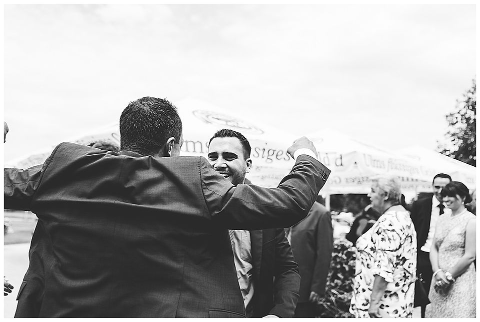 Hochzeitsfotograf Augsburg – Traumhafte Hochzeit im Lonetal und Schwarzen Beck
