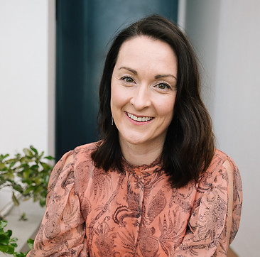 Dr Georgina Compton
