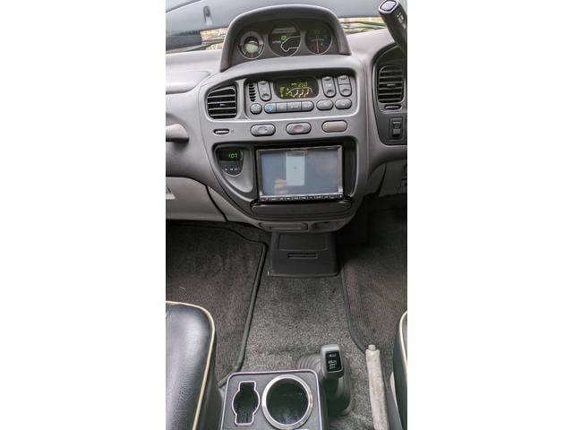 Thumbnail: MITSUBISHI DELICA SPACE GEAR 1997