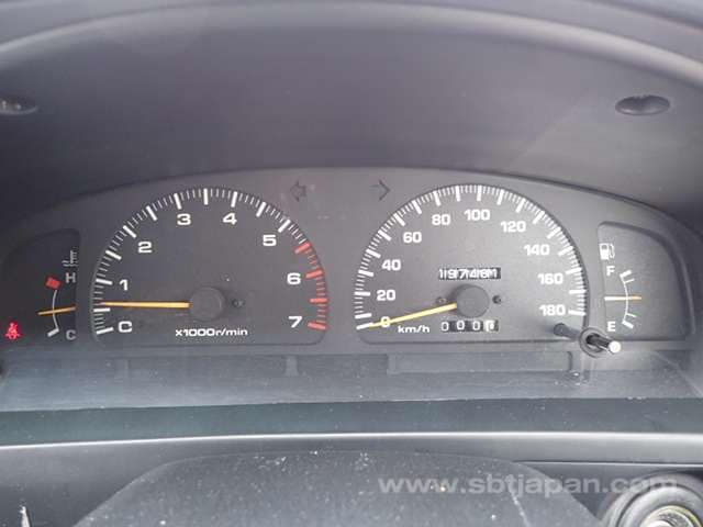Thumbnail: TOYOTA HILUX SURF 1996/4 SSR X