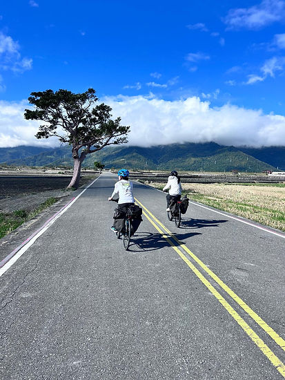 Cycling tour with family