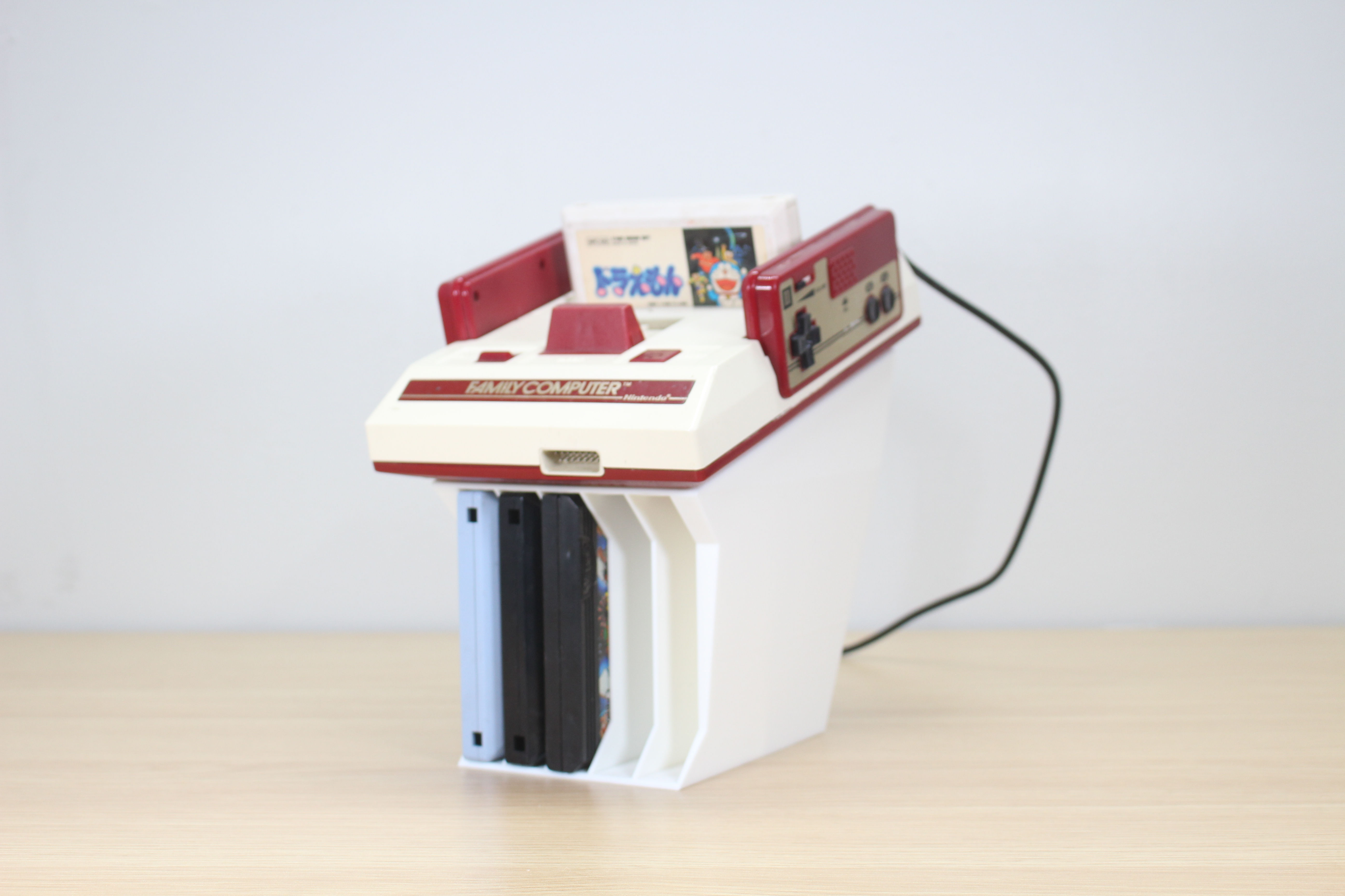 Nintendo Famicom Game Console Cartridge Display Stand