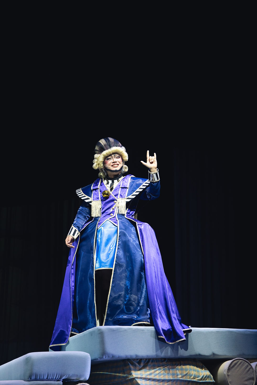 《奇幻解離樂園》
