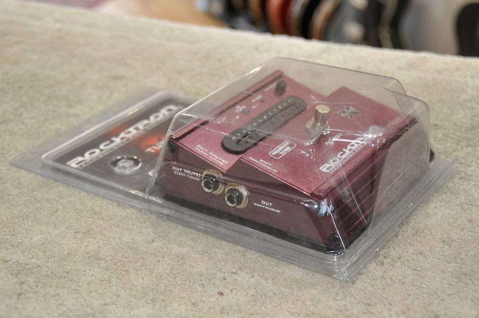 Miniature : ROCKTRON X-Tune / Accordeur Guitare & Basse format Pédale / Stompbox Series