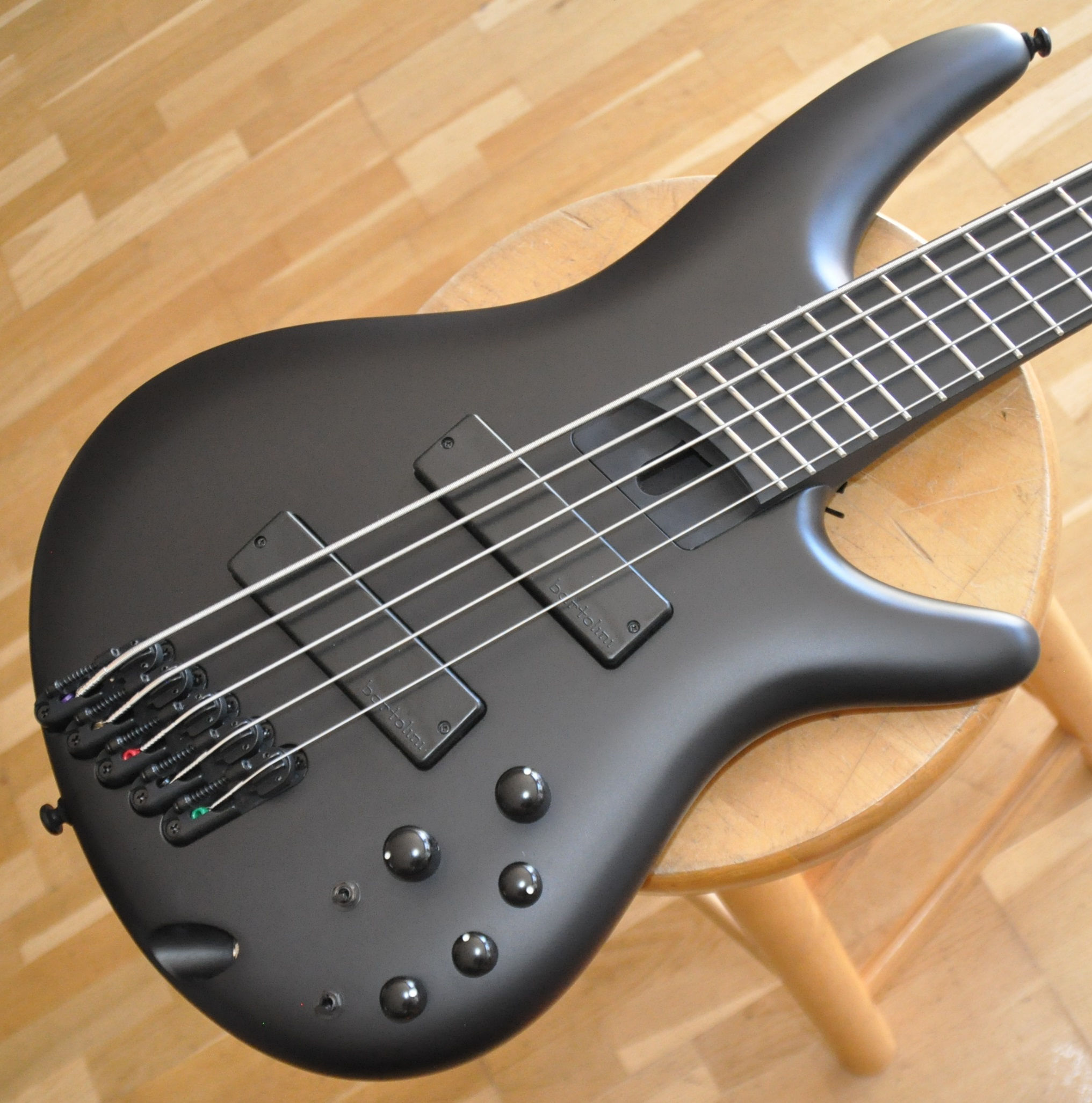 IBANEZ SRMS625EX BKF Black Flat 5-String Multi Scale / Iron Label (I260106115)