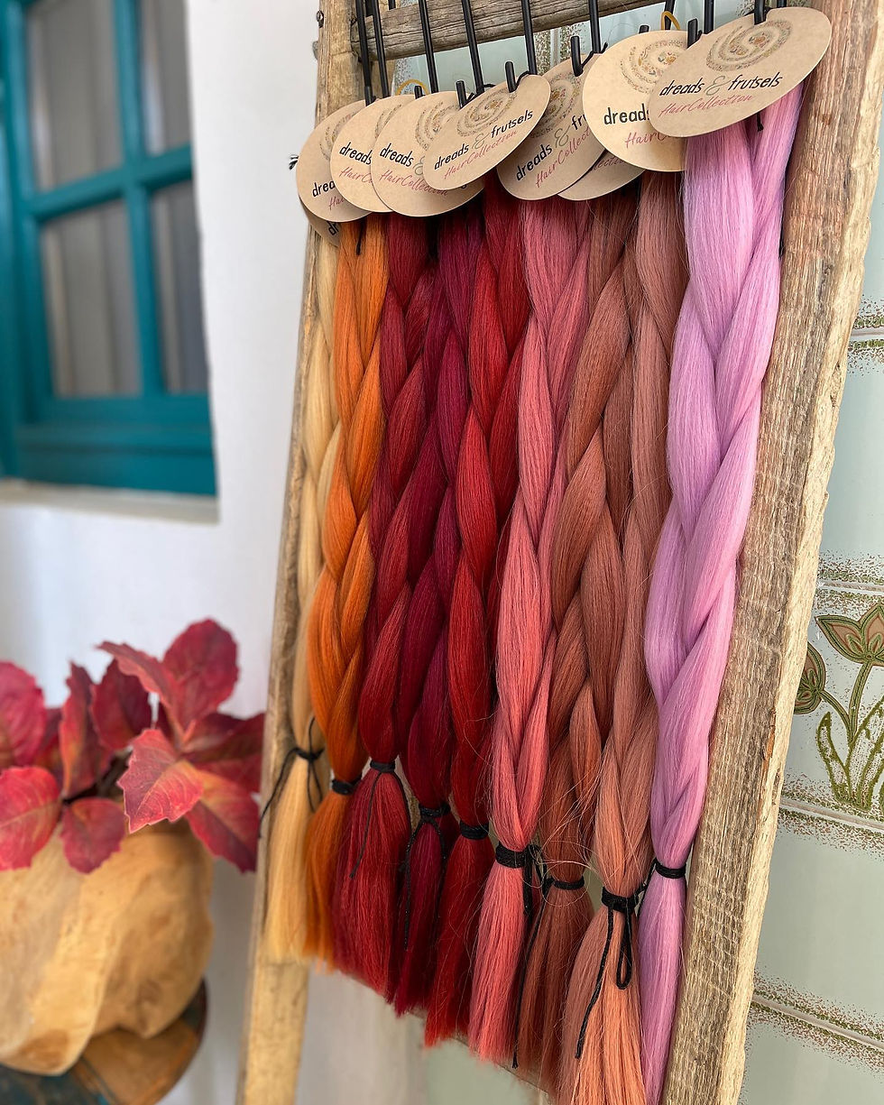 Thumbnail: Synthetic Henlon Jumbo Braid Pink