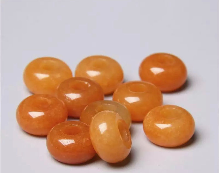 Thumbnail: Gemstone carnelian