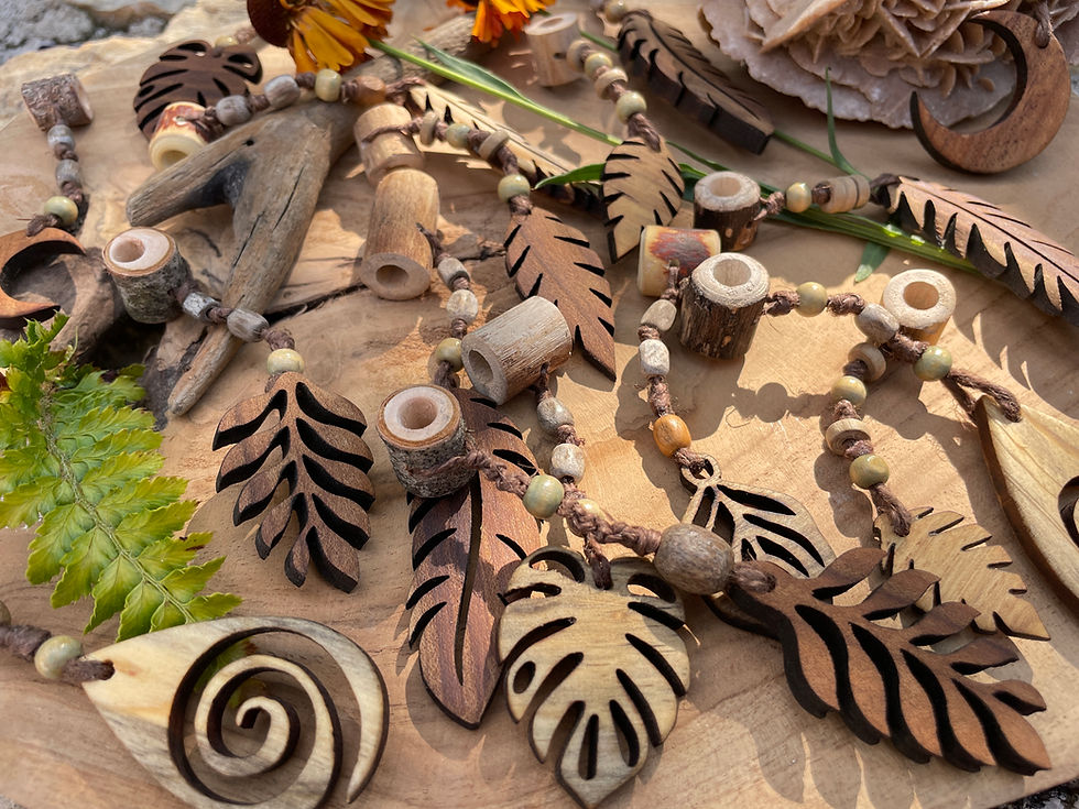 Thumbnail: Dreadlock Bead Collection Leaves
