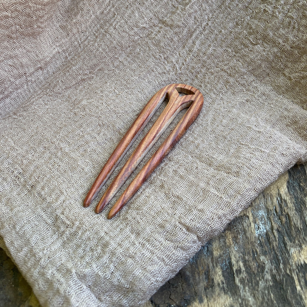 Thumbnail: Hairpin Sandalwood
