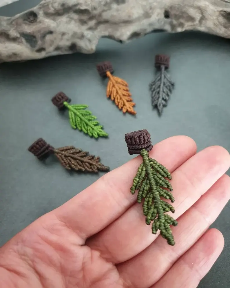 Thumbnail: Dreadbead Macrame Fern