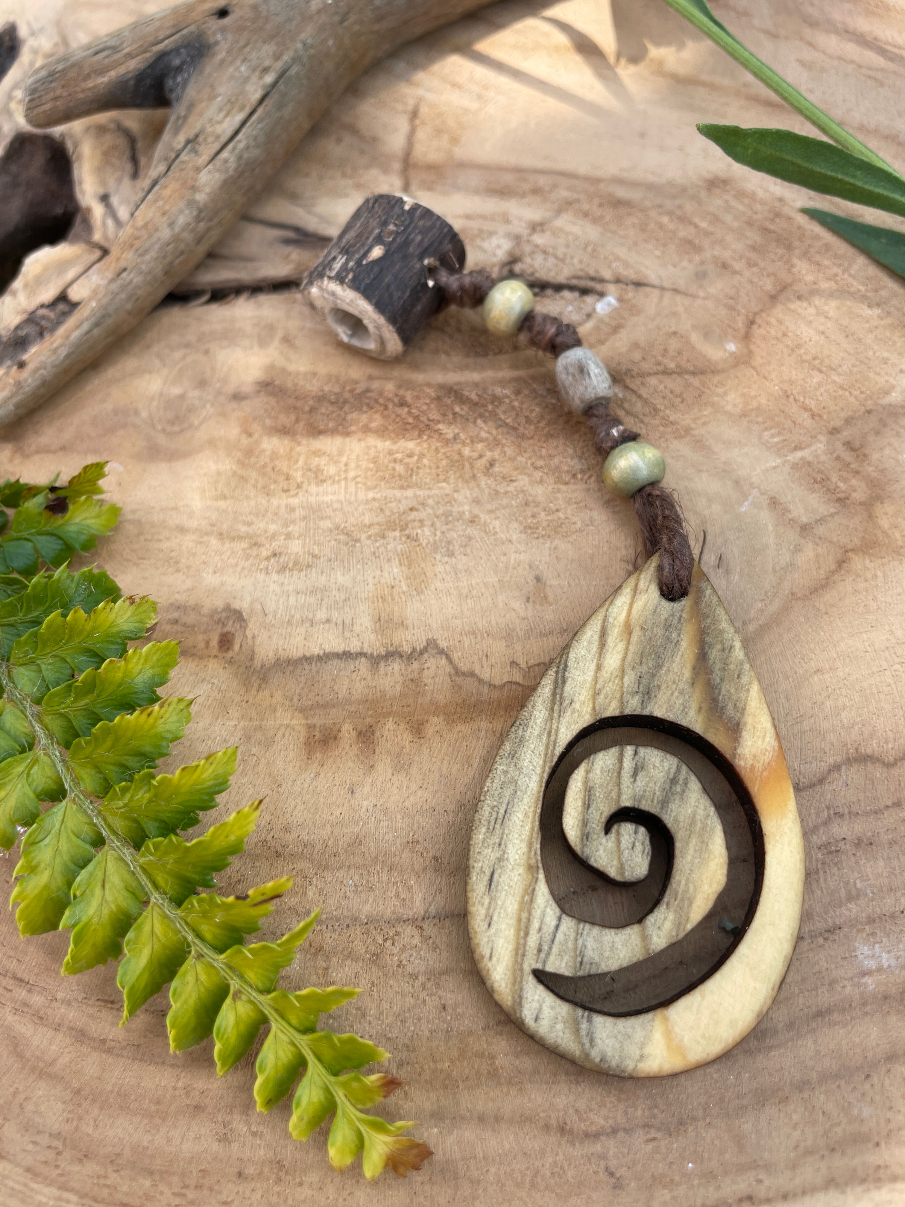 Dreadlock Bead Collection Leaves