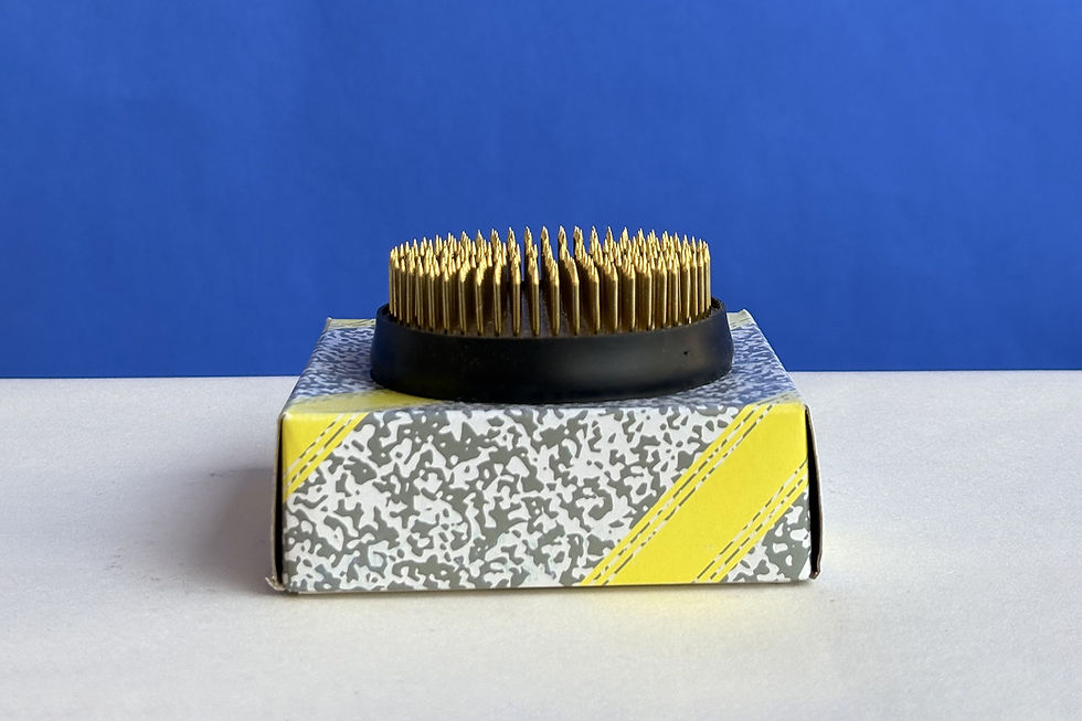 Medium Kenzan – Japanese Flower Pin