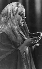 Erna Schlüter als Isolde, Foto: Schlüter-Archiv