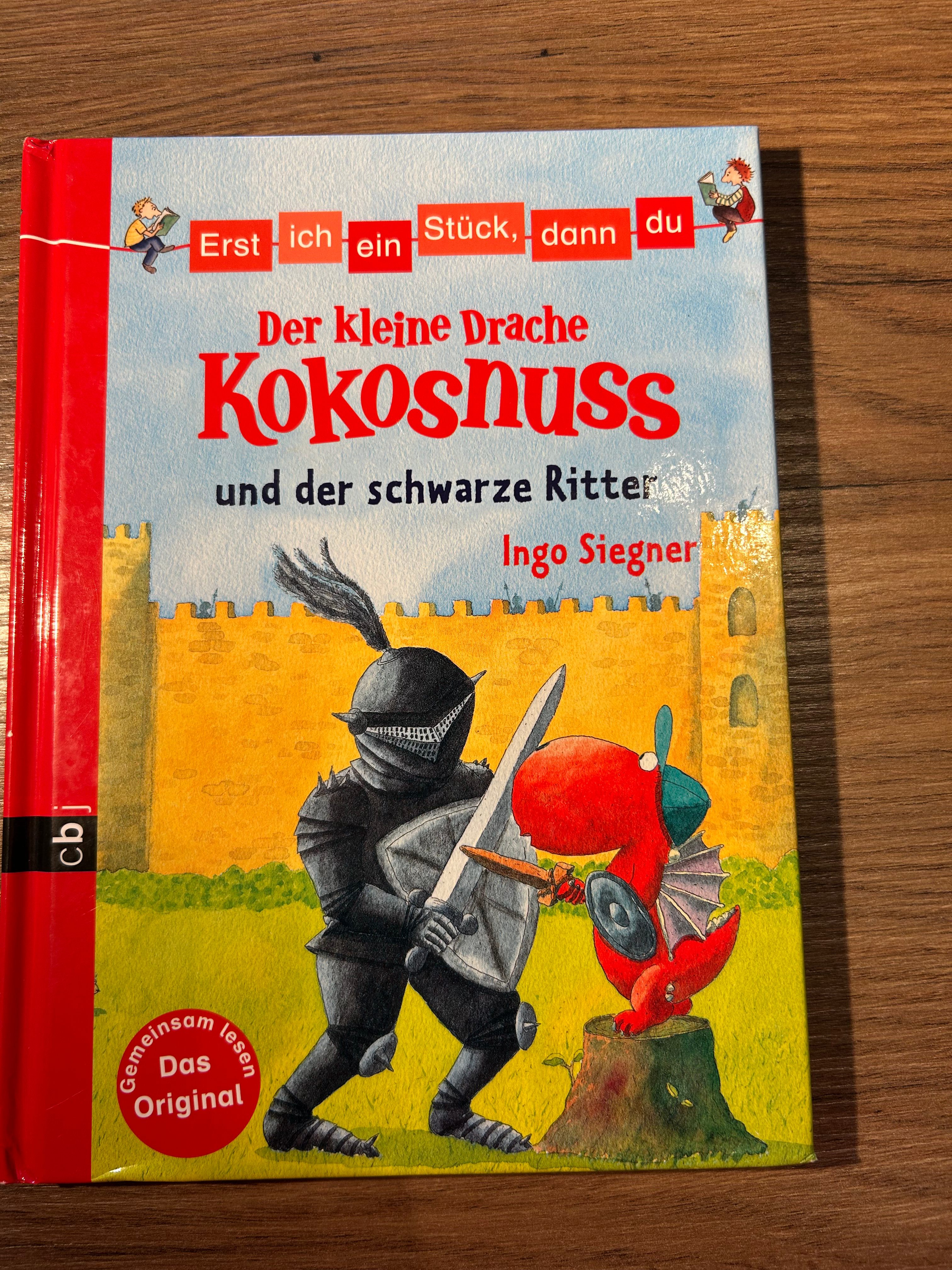 Der kleiner Drache Kokosnuss und der schwarze Ritter