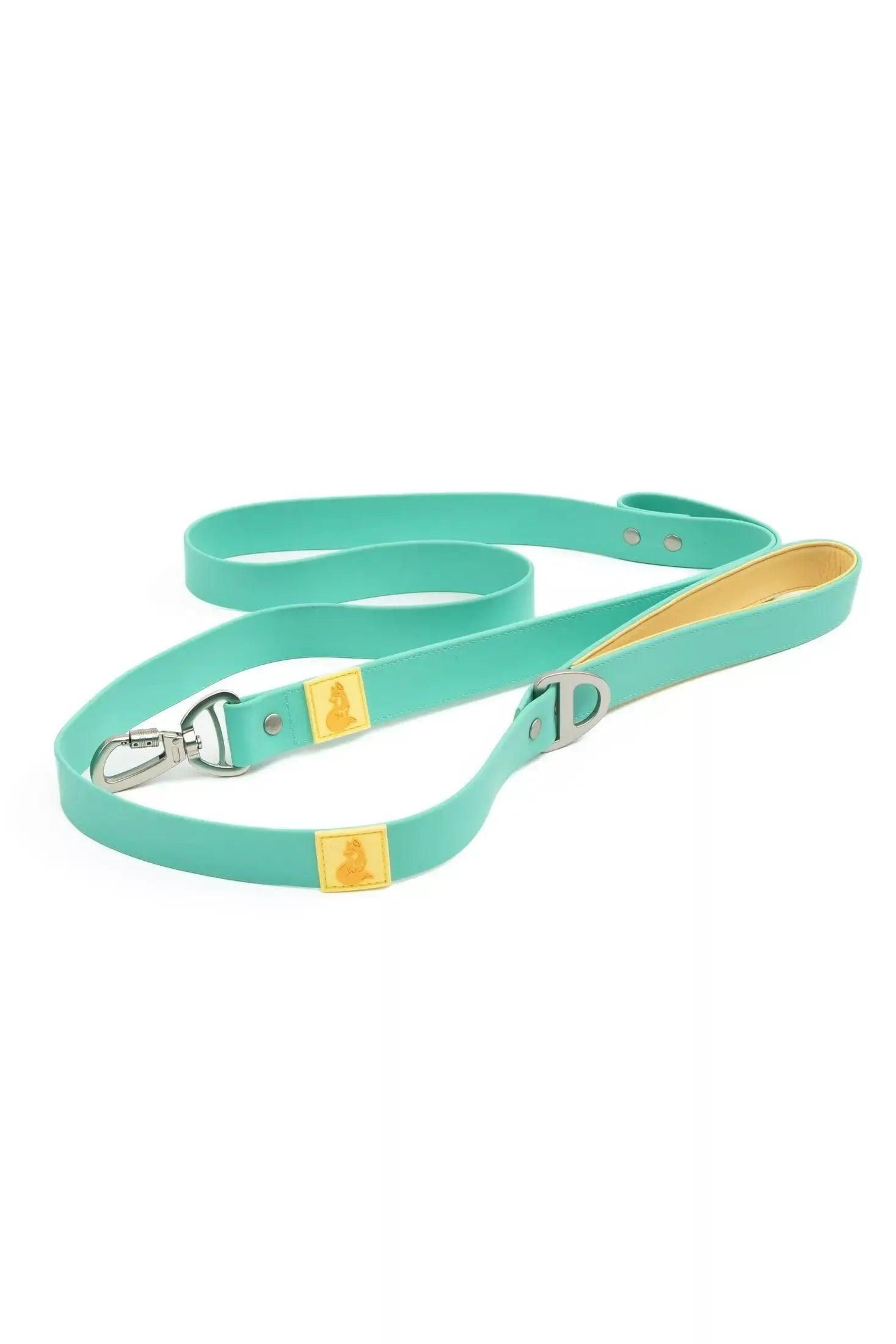 Aria The Fox Island Vibes Waterproof Dog Leash