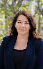 Sandra 1 - Outside.png