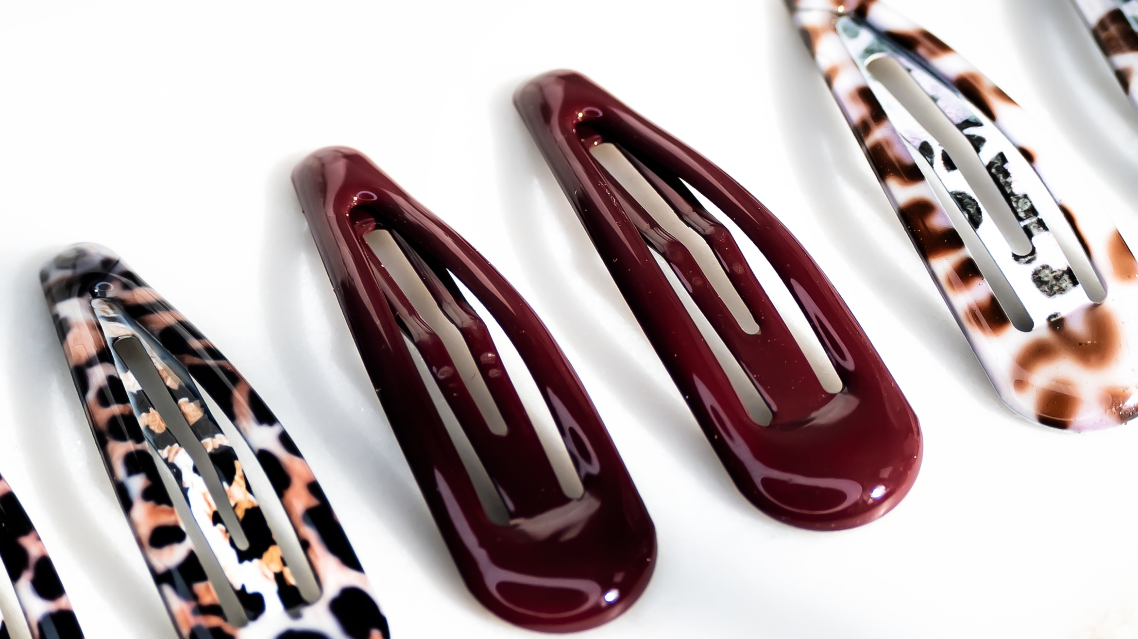 Belle Sauvage Clip Collection - Bordeaux Luxe