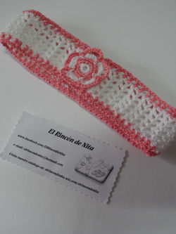 turbante coral y blanco
