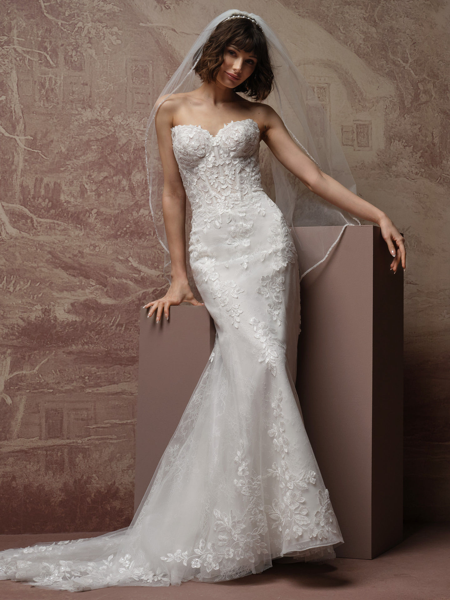 Rebecca Ingram - Brandy, size 12 ($1600- $1800)