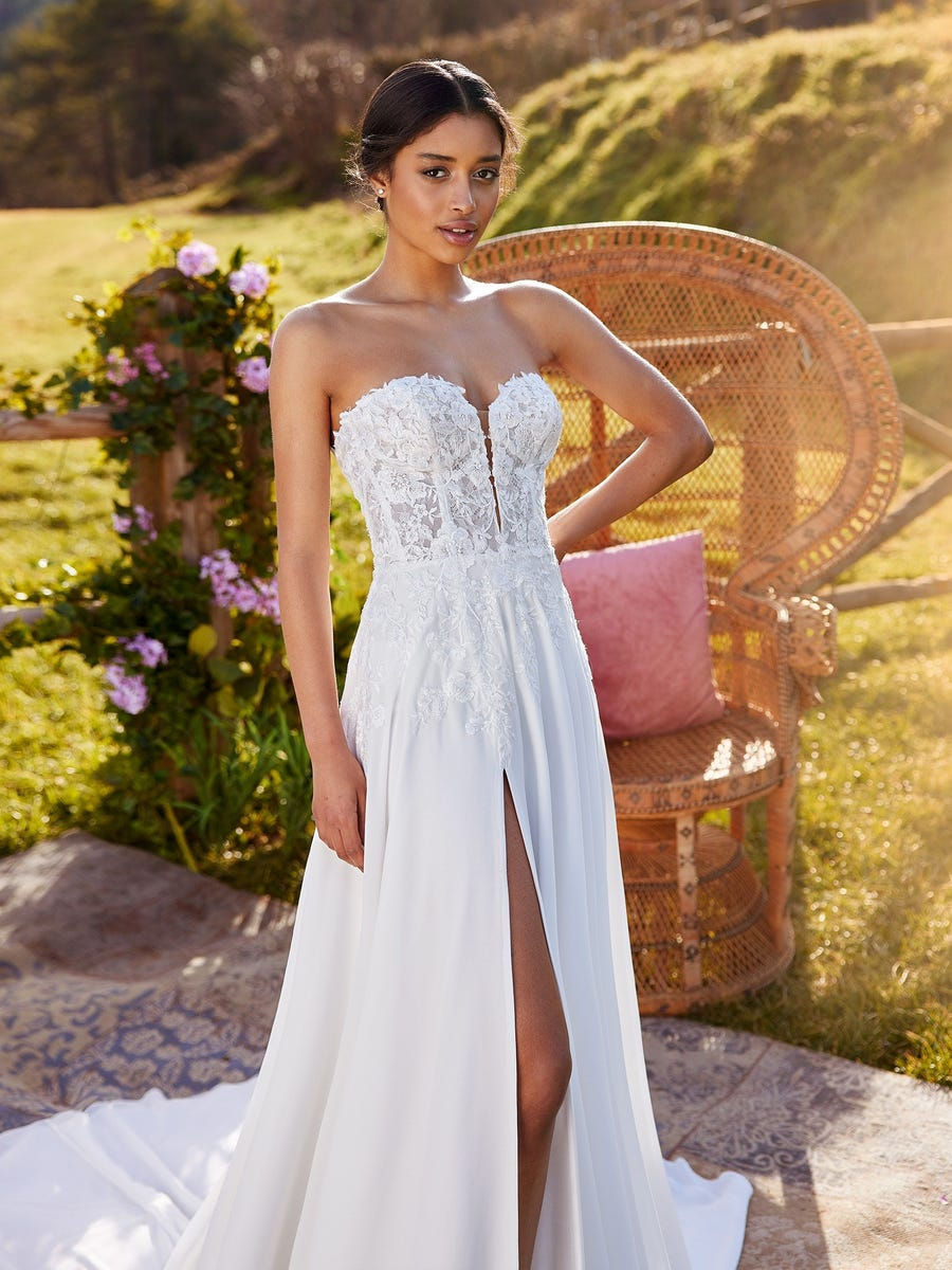 Thumbnail: White One - Bhalabasa, size 12 (dress only)  ($1400- $1600)