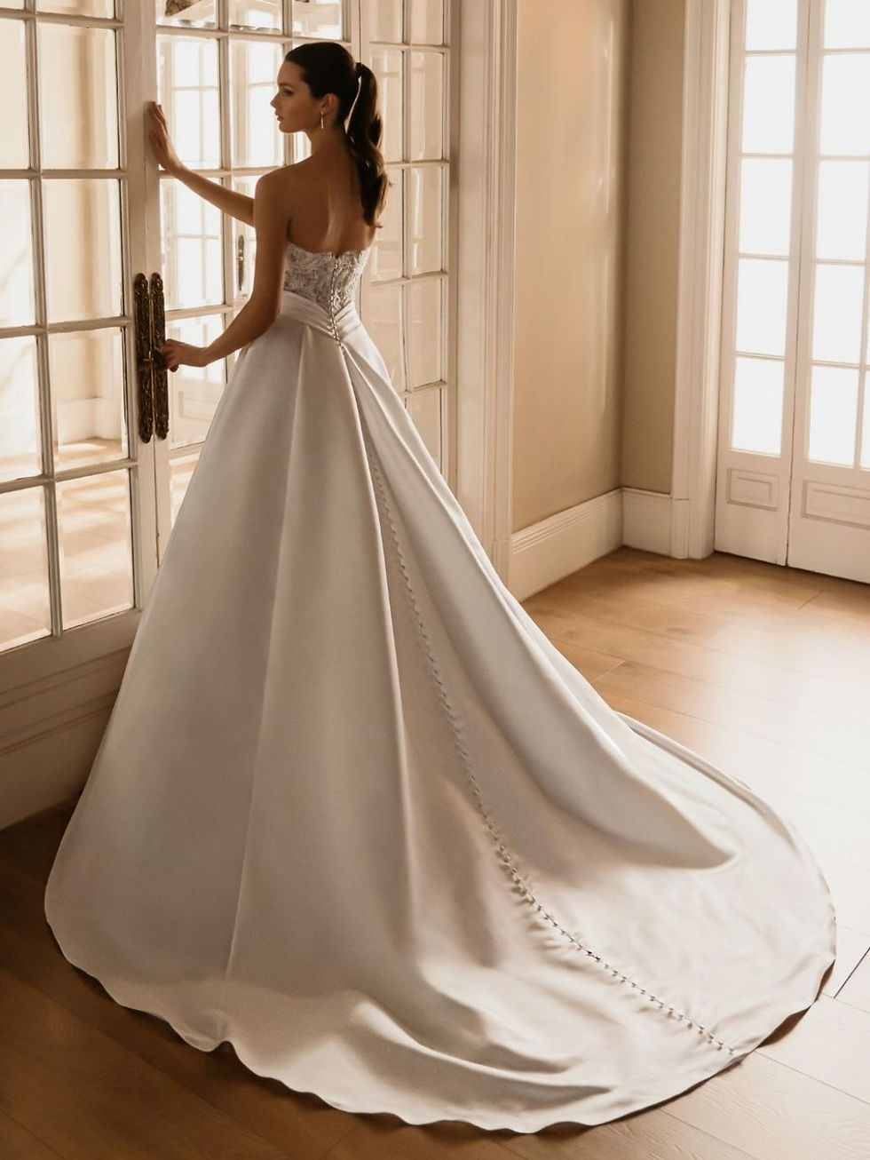 Thumbnail: Elysee - Hermione, size 10 ($2800 - $3000)