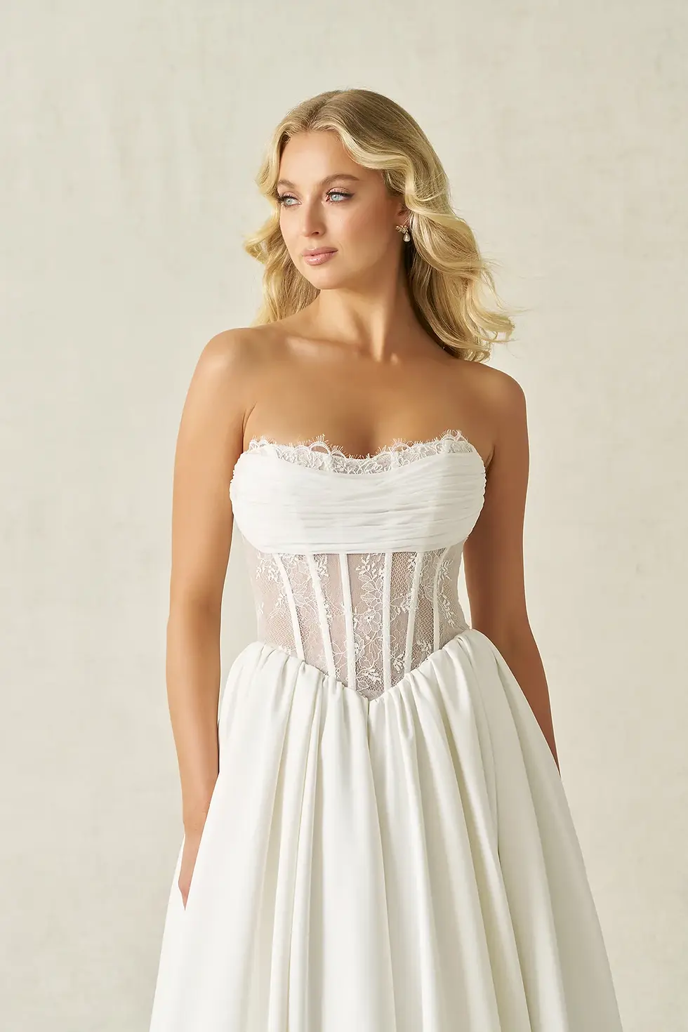 Thumbnail: Allure- A1409 ($2300-$2500)