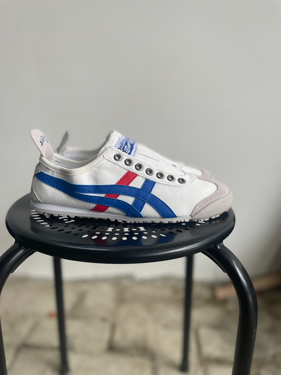 Thumbnail: ONITSUKA TIGER SLIP ON 