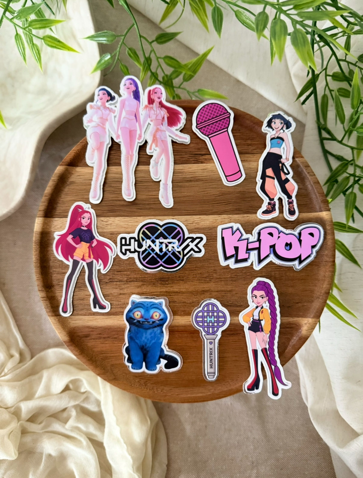 Kpop demon hunters cake charm set