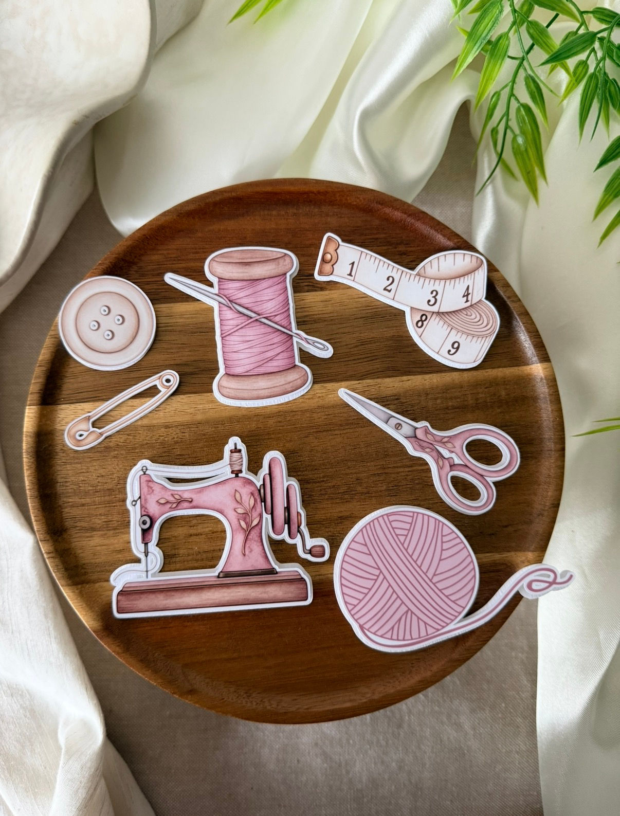 Vintage knitting/sewing cake topper set