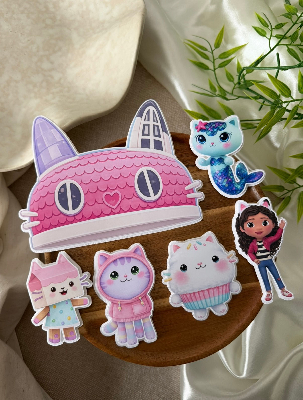 Gabby’s dollhouse cake topper set