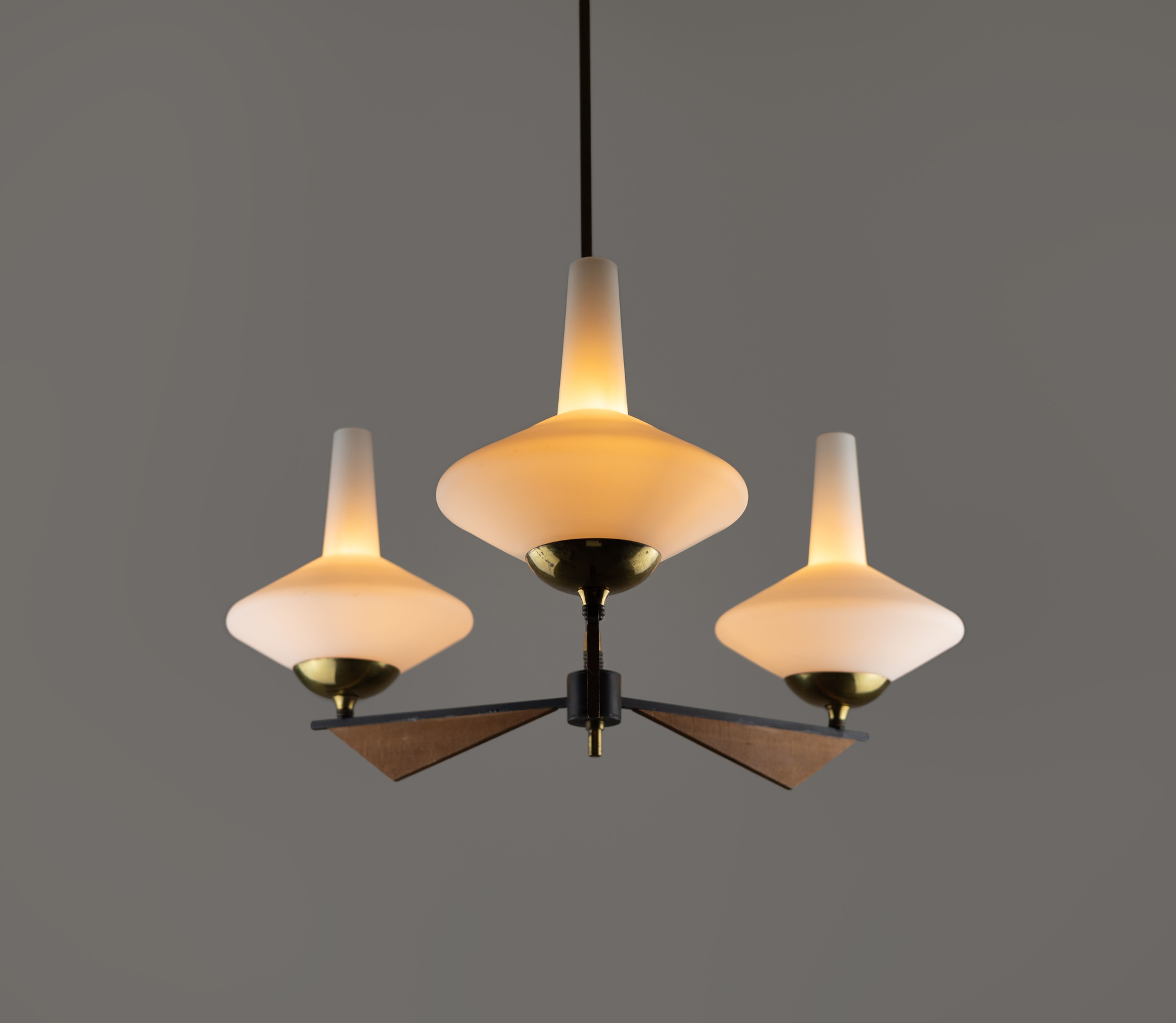 Mid Century Stilnovo 3 lights Murano Glass Chandelier 1950s
