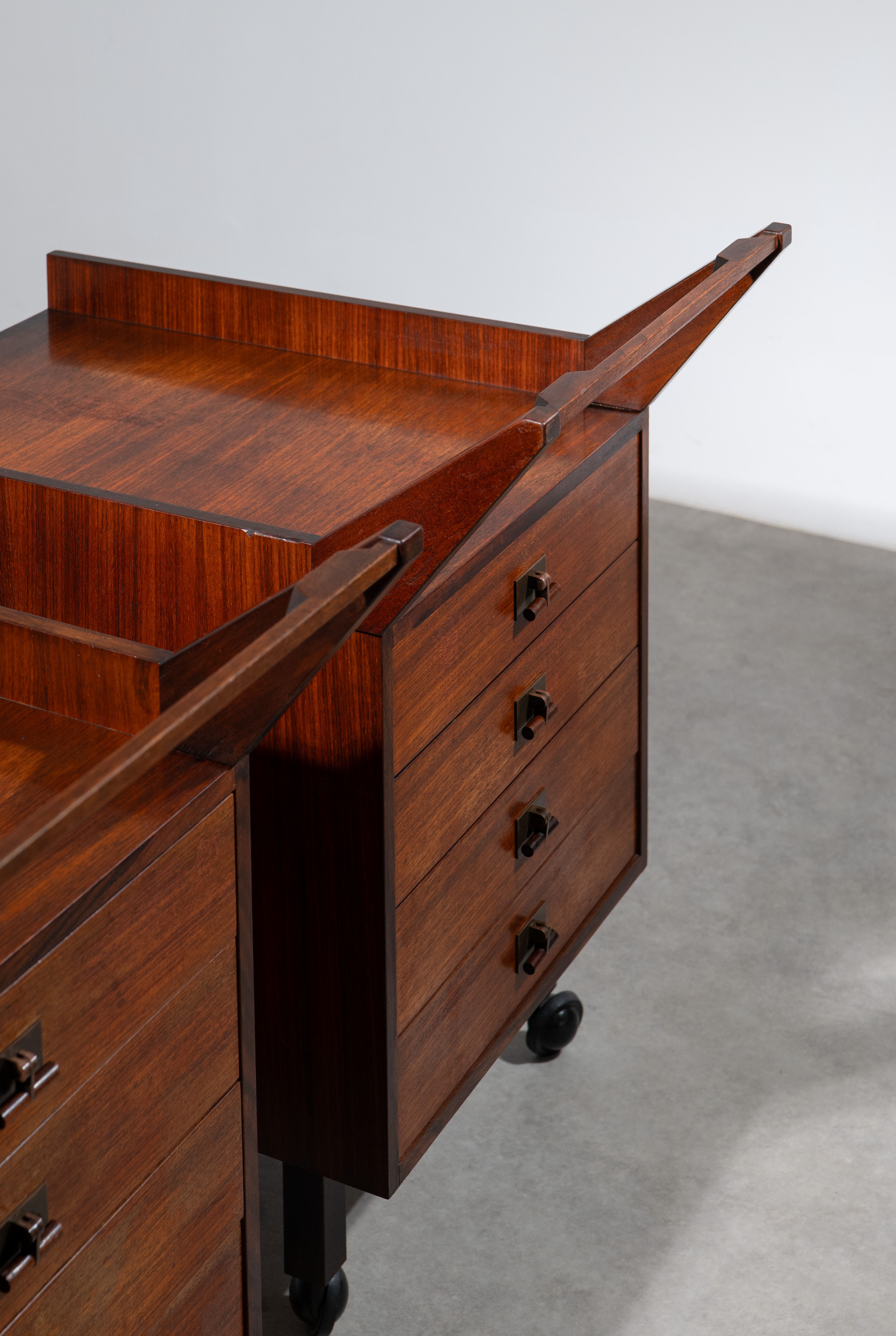 Pair of Trolleys CM24 Franco Albini and Franca Helg for Poggi 1958