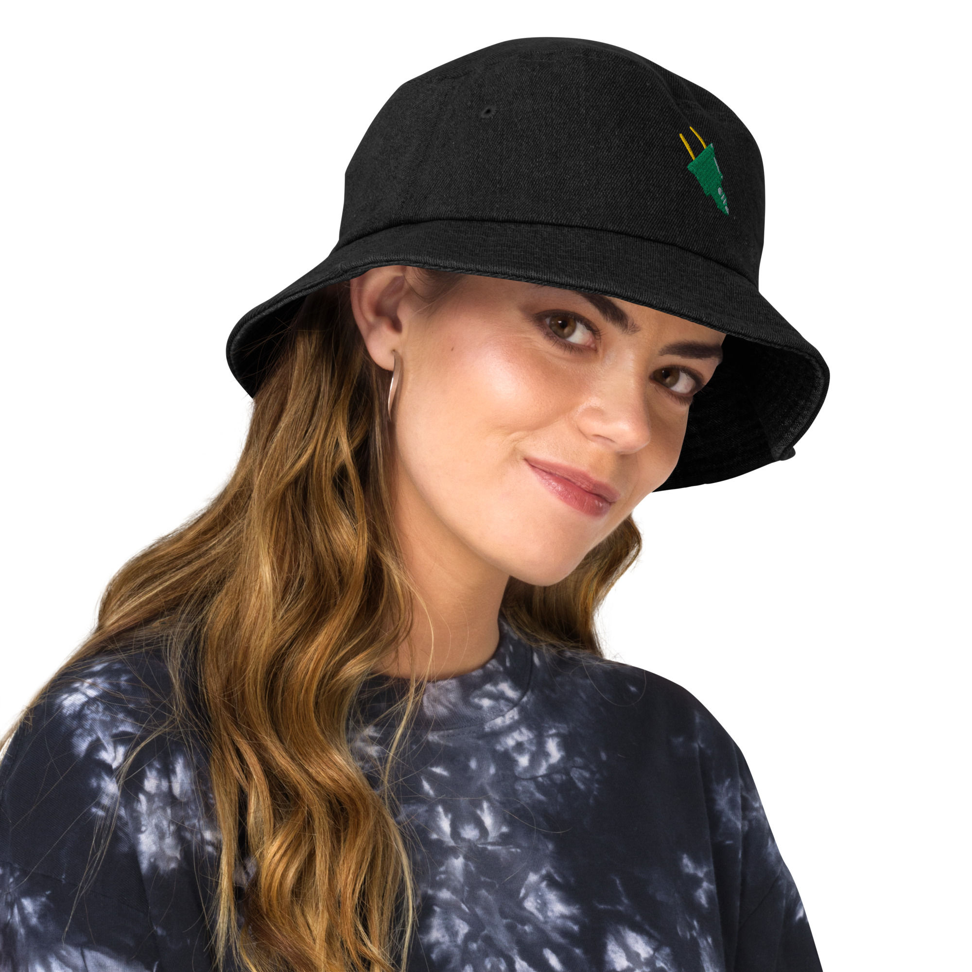 Plug bucket hat