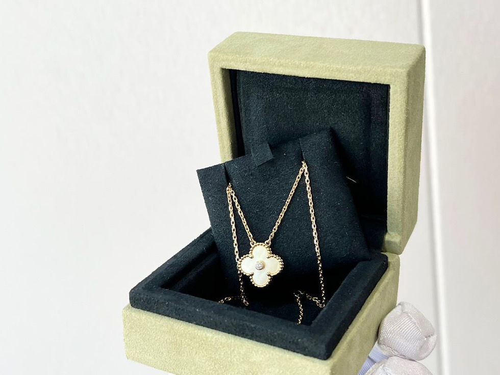 Thumbnail: VCA necklace 金色