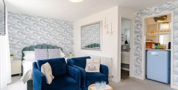 Waves Sea View King with Private Balcony