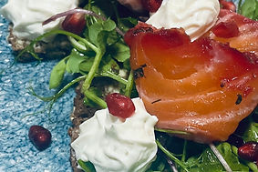 Salmon gravadlax.jpg