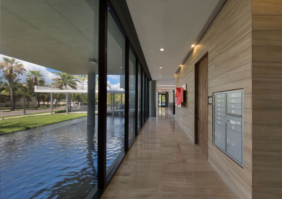 Condominium - Key Biscayne, FL