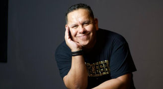 Explorando las Profundidades de "Jericó": Un Viaje Musical, Espiritual con Álvaro López & Resqband