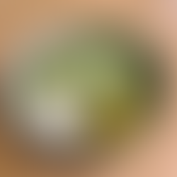 Salade quinoa, fèves & pesto