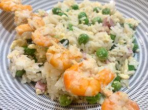 Brochettes de crevettes & riz cantonnais 