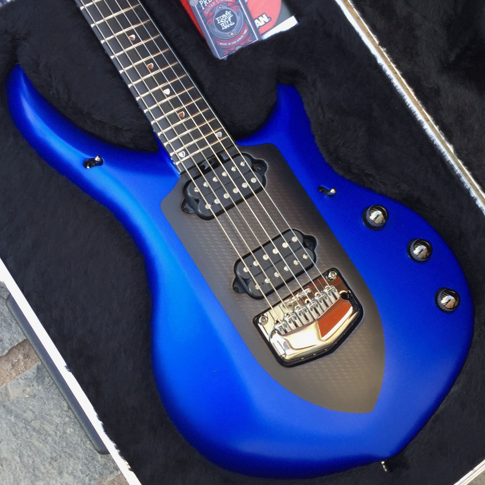 Ernie Ball Music Man Majesty Siberian Sapphire