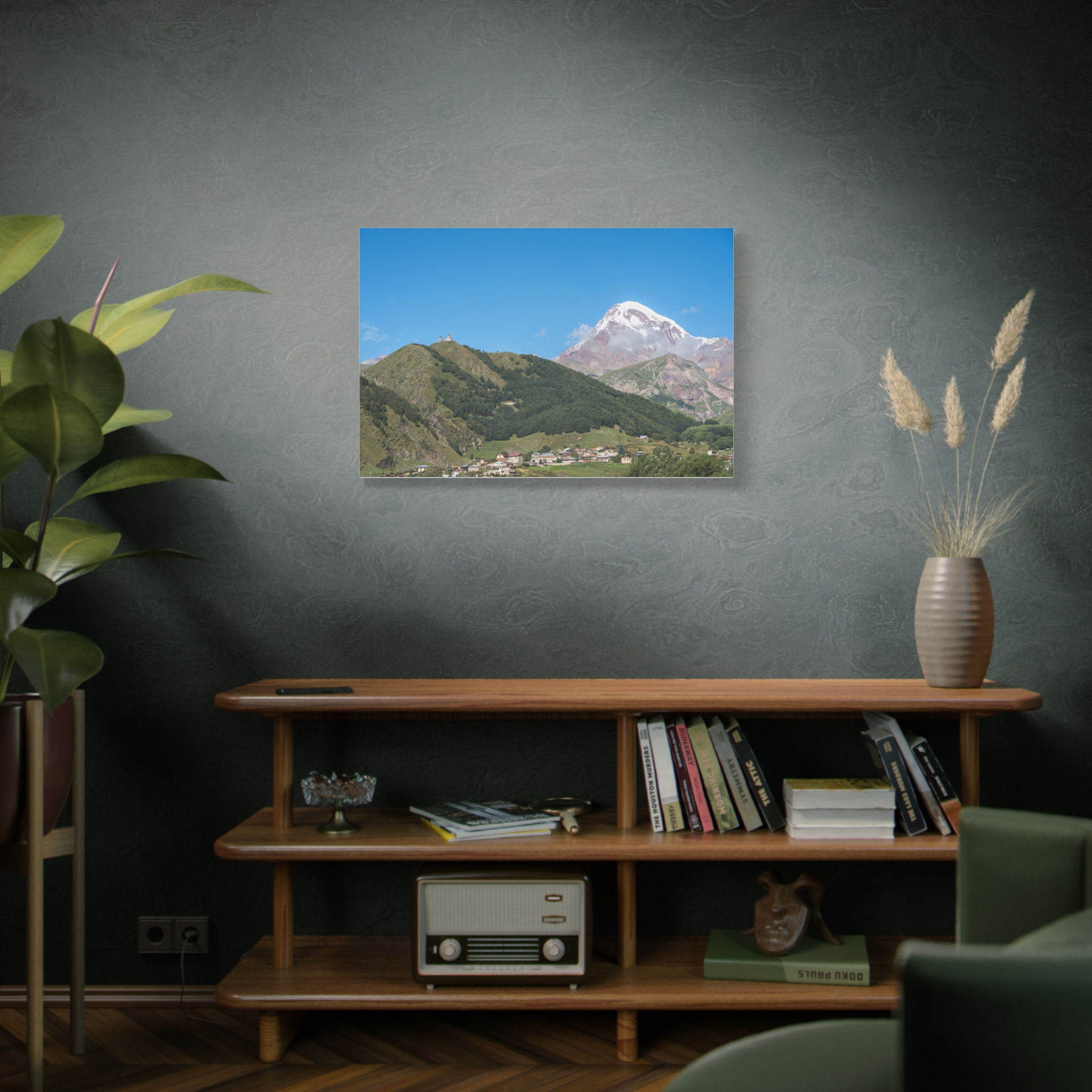 Canvas Print | Gergeti Trinity Church and Mount Kazbek, Stepantsminda, Georgia