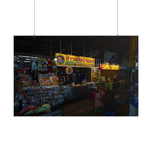 Poster Print - Maeklong Railway Market in Thailand