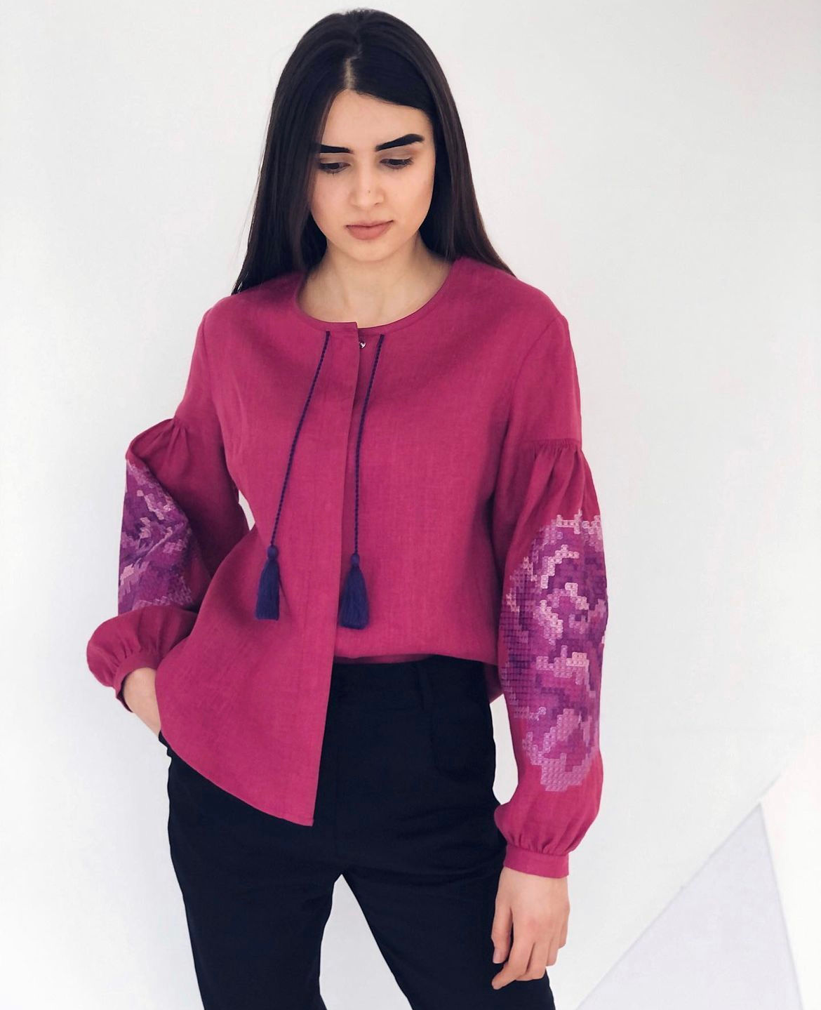 Градація, фуксія льон, рожево-бузкова вишивка